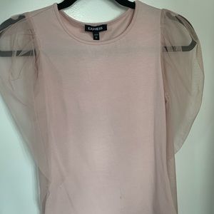 Pale pink mesh puff sleeve top